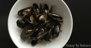 Mussels with prosciutto and garlic