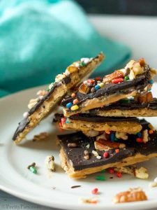 Chistmas Crackers Pretty Pies